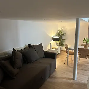 En Goguette Pour La Bronzette ! Appartement
